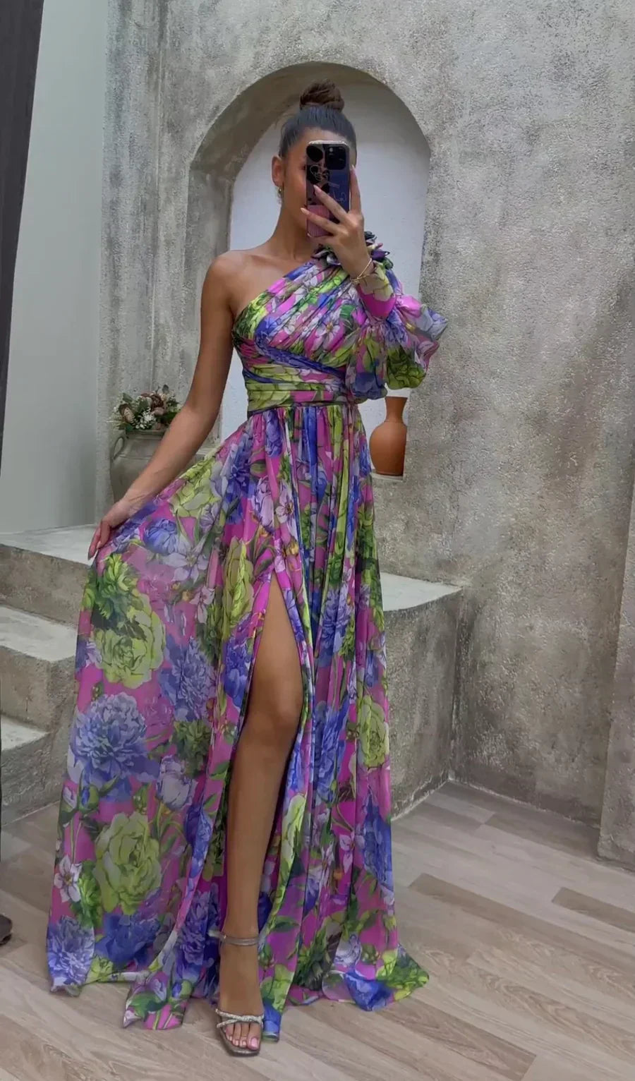 Whitney - Vestido Elegante e Fluido